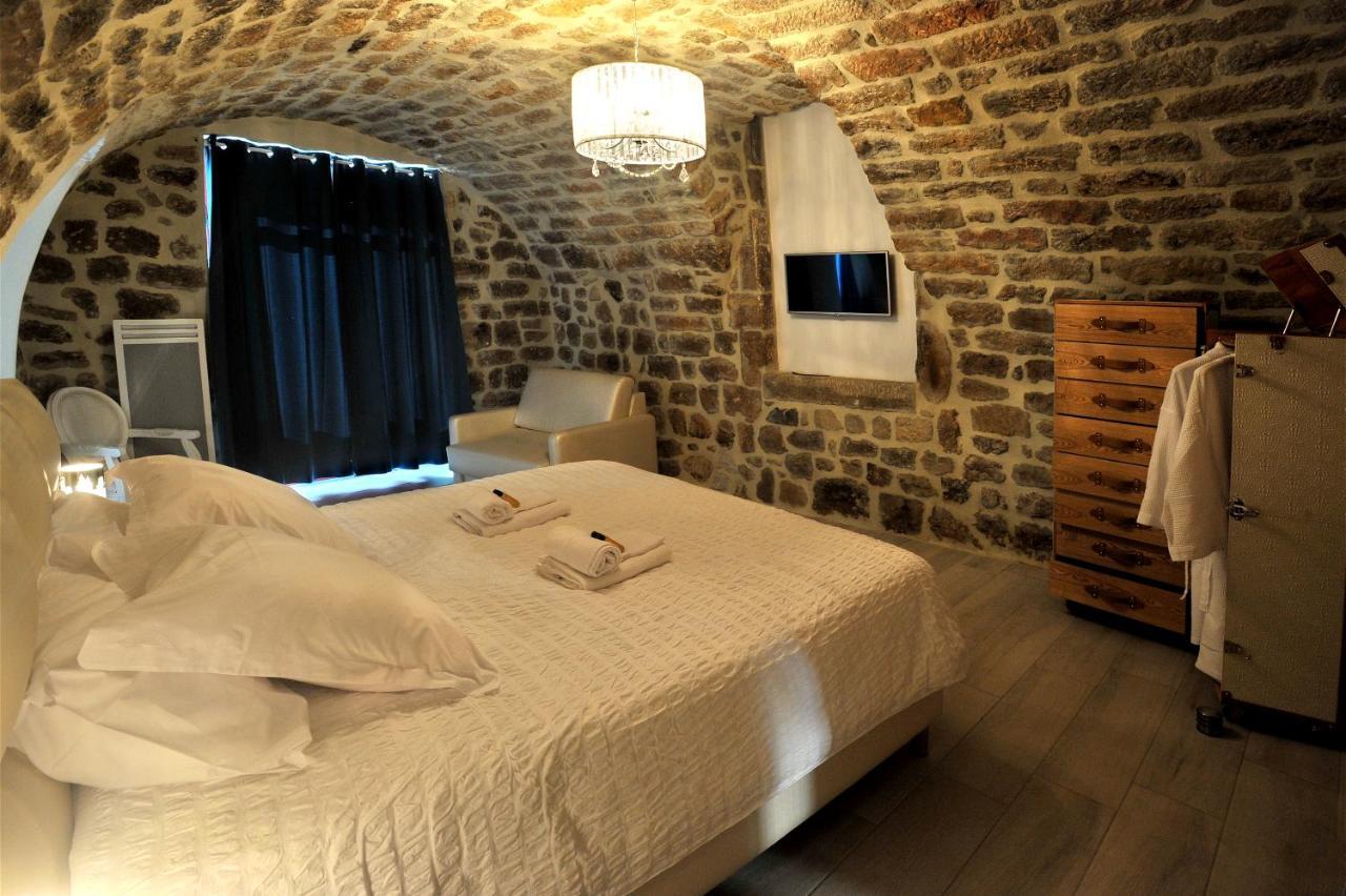 Chambre D'Hote Avec Jacuzzi Sanilhac  Bagian luar foto